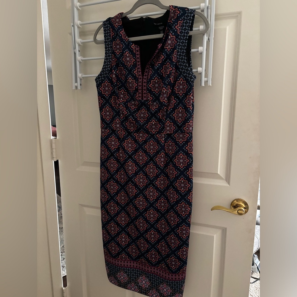 Elegant Navy and Pink Patterned Dress